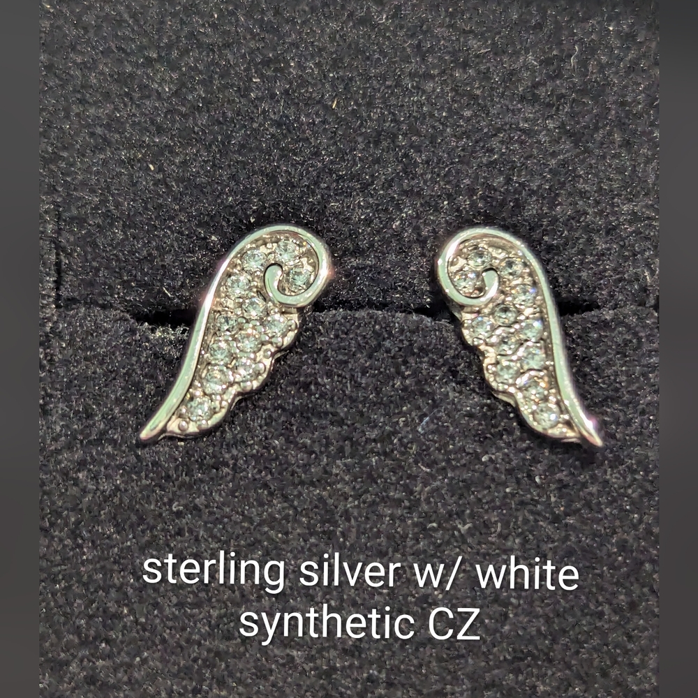 **MOTHER'S DAY!** 🆕 Nomination Italy Angel Wings Stud Earrings  SS/CZ